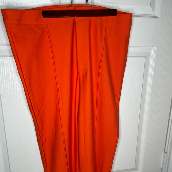 Two piece set - Picture 5 of 6